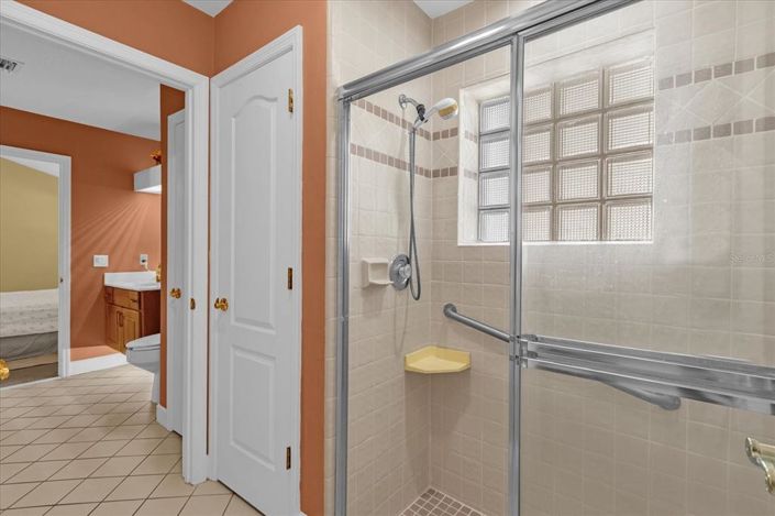 Image No.40-4 Bed Property for sale