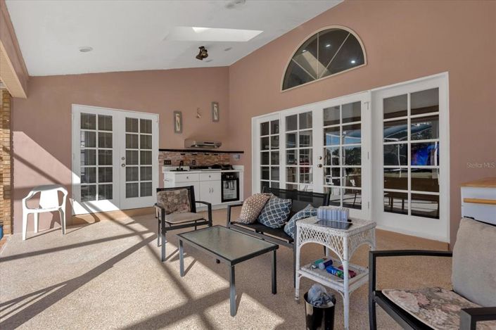 Image No.49-4 Bed Property for sale