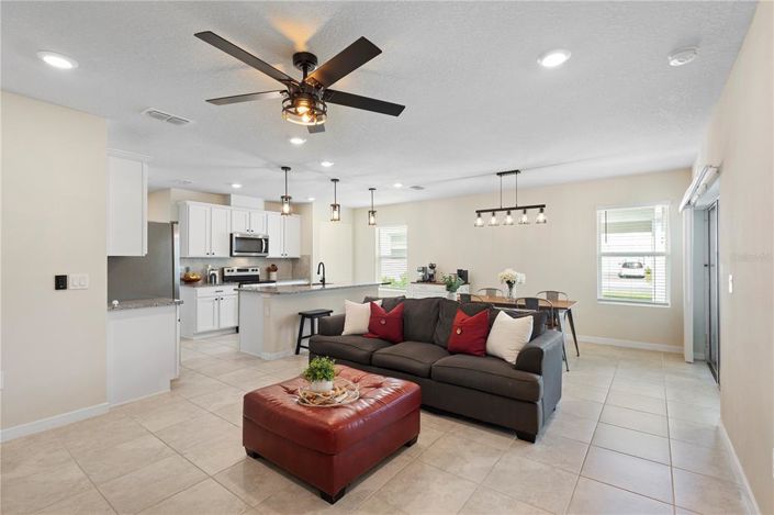 Image No.12-Propriété de 4 chambres à vendre à Kissimmee