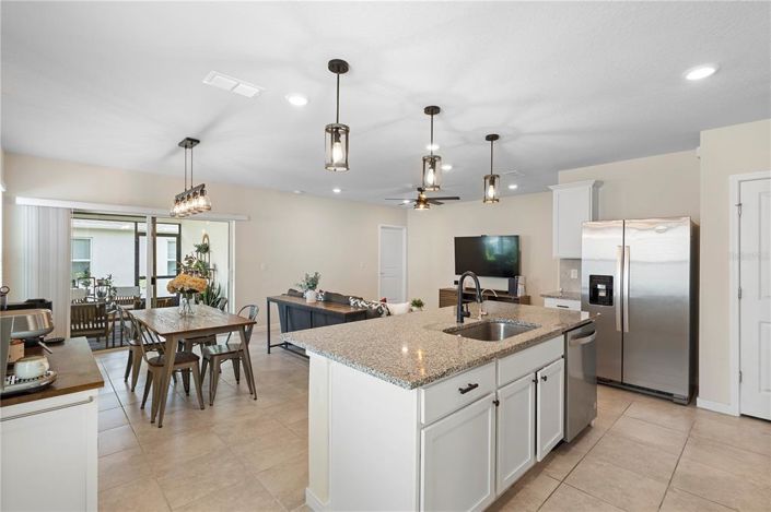 Image No.9-Propriété de 4 chambres à vendre à Kissimmee