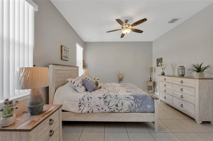 Image No.14-3 Bed Property for sale