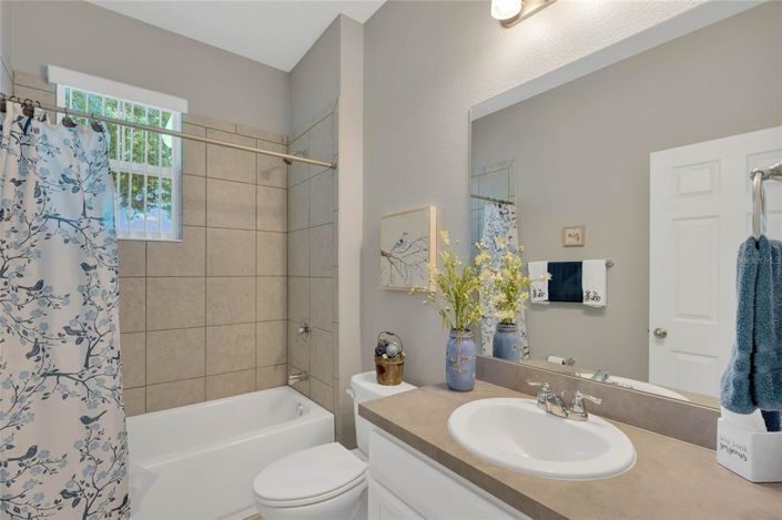 Image No.18-3 Bed Property for sale