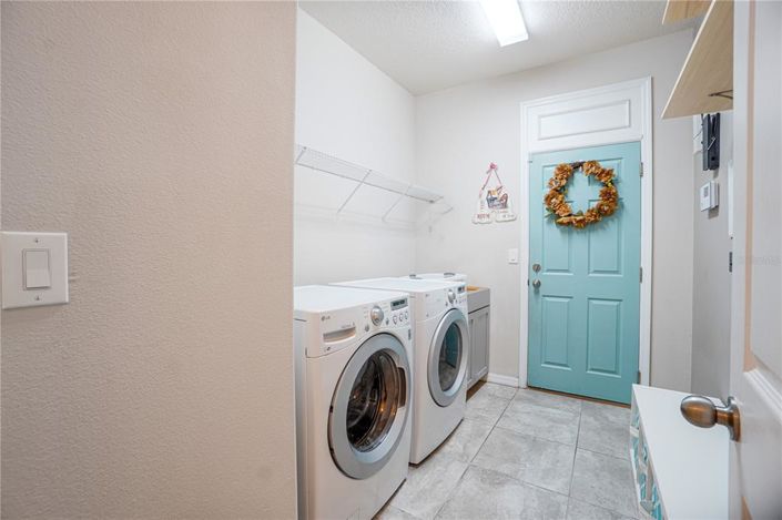 Image No.22-5 Bed Property for sale