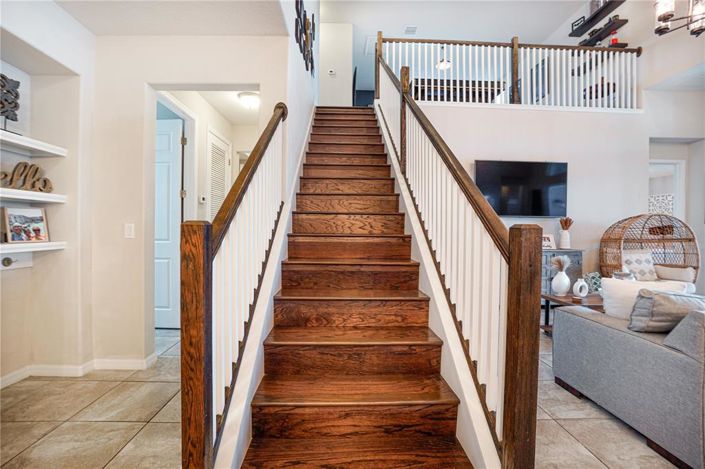 Image No.26-5 Bed Property for sale