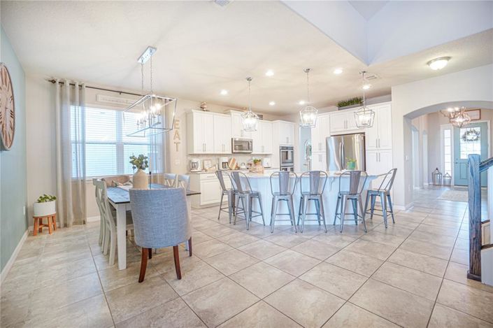 Image No.9-5 Bed Property for sale