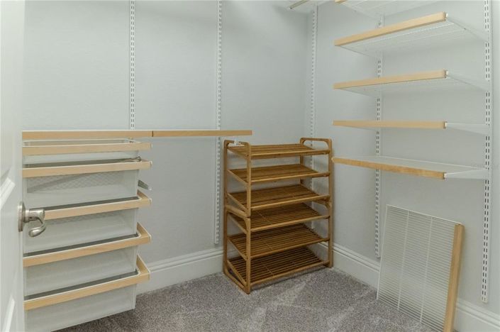 Image No.30-5 Bed Property for sale