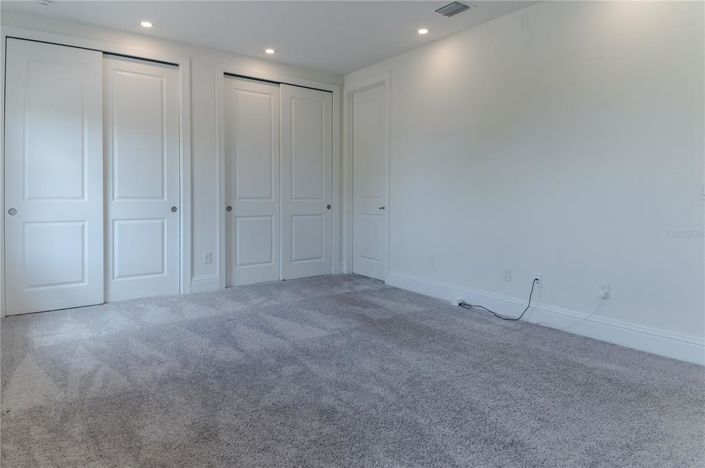 Image No.39-5 Bed Property for sale