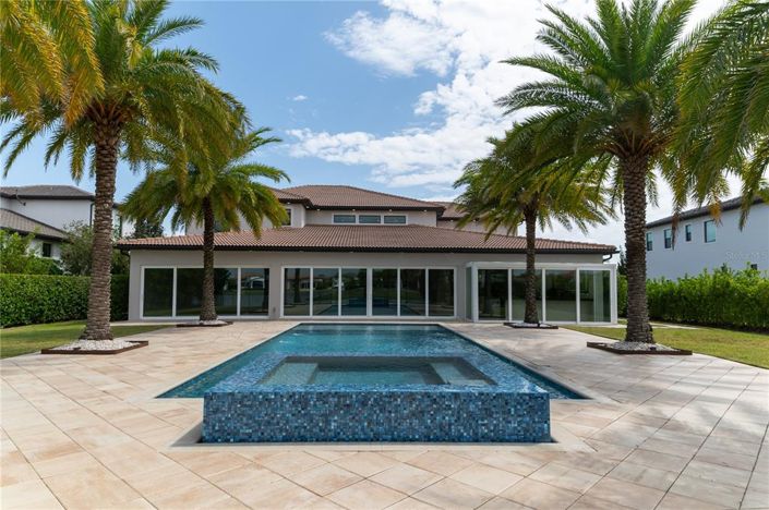 Image No.43-5 Bed Property for sale