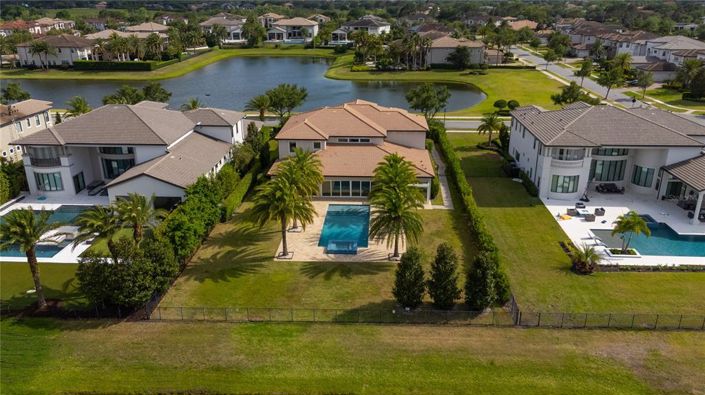 Image No.63-5 Bed Property for sale