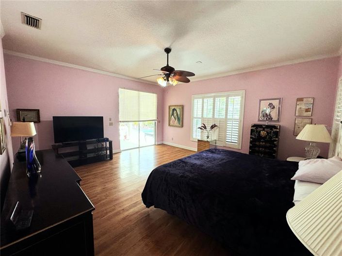 Image No.14-4 Bed Property for sale