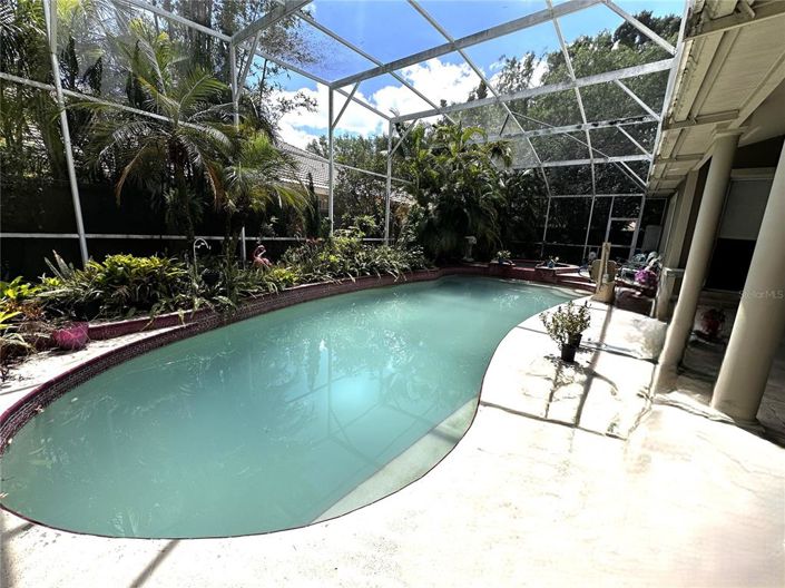 Image No.27-4 Bed Property for sale