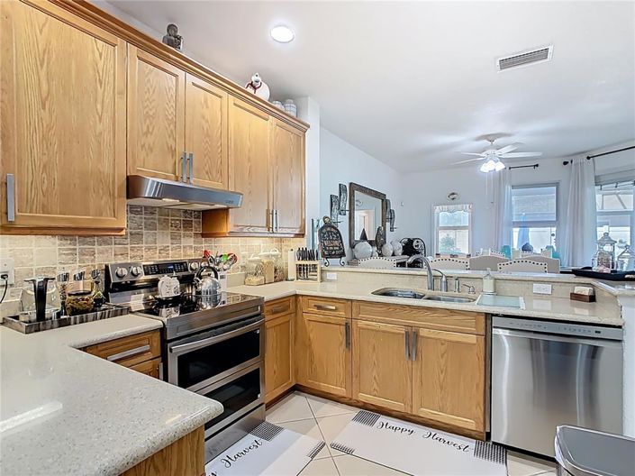 Image No.24-3 Bed Property for sale