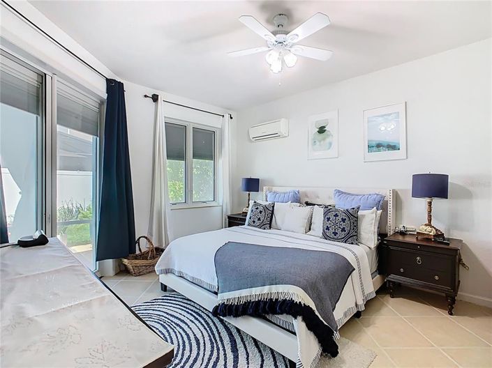 Image No.30-3 Bed Property for sale