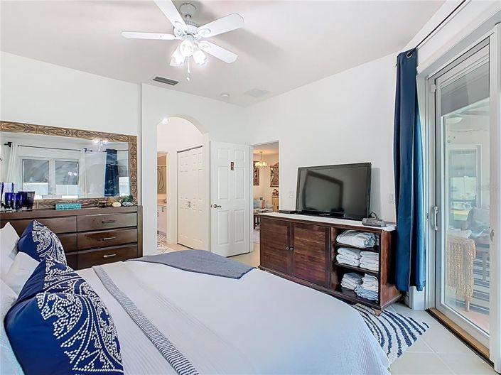 Image No.31-3 Bed Property for sale