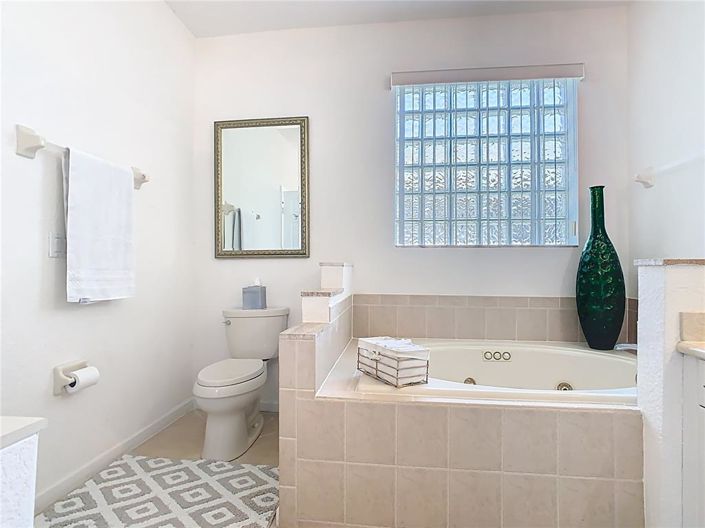 Image No.36-3 Bed Property for sale