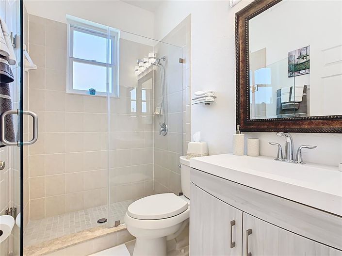 Image No.41-3 Bed Property for sale