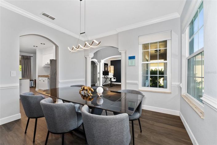 Image No.11-4 Bed Property for sale