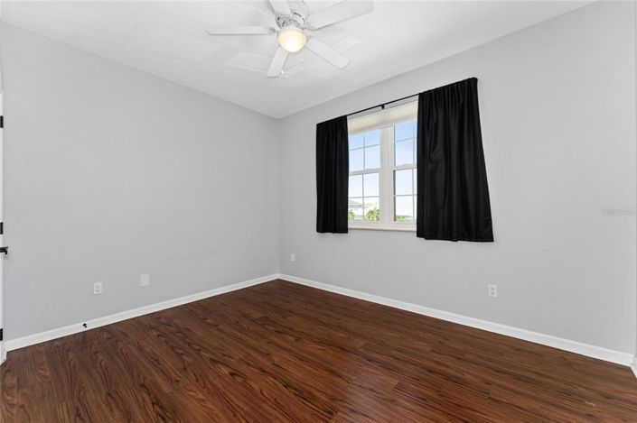 Image No.28-4 Bed Property for sale