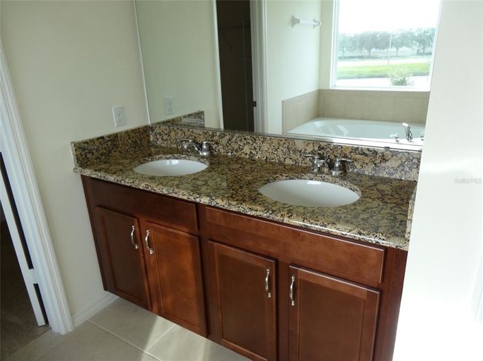 Image No.9-Propriété de 4 chambres à vendre à Kissimmee