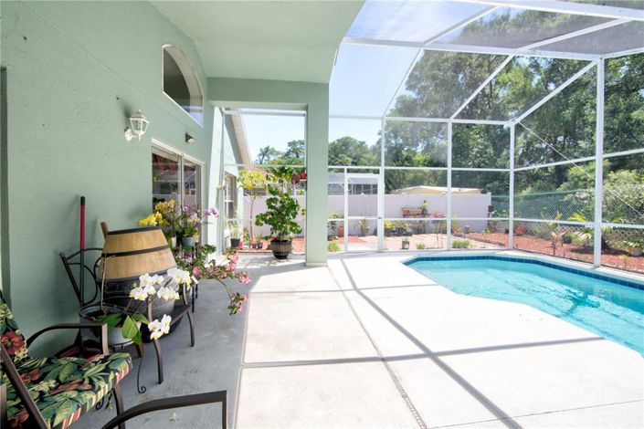 Image No.25-5 Bed Property for sale