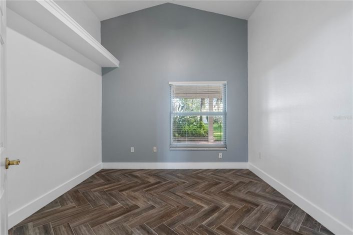 Image No.22-3 Bed Property for sale