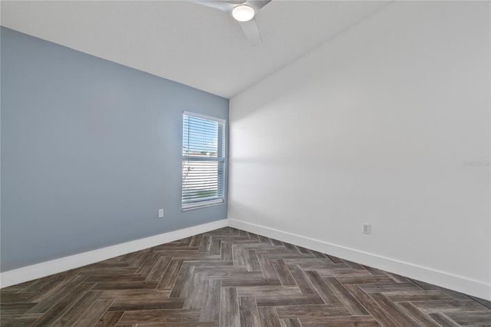 Image No.25-3 Bed Property for sale