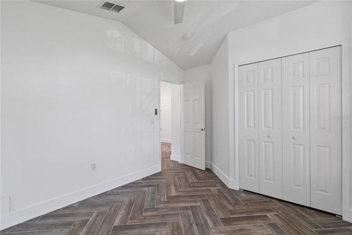 Image No.27-3 Bed Property for sale