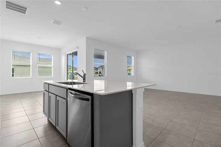 Image No.17-3 Bed Property for sale