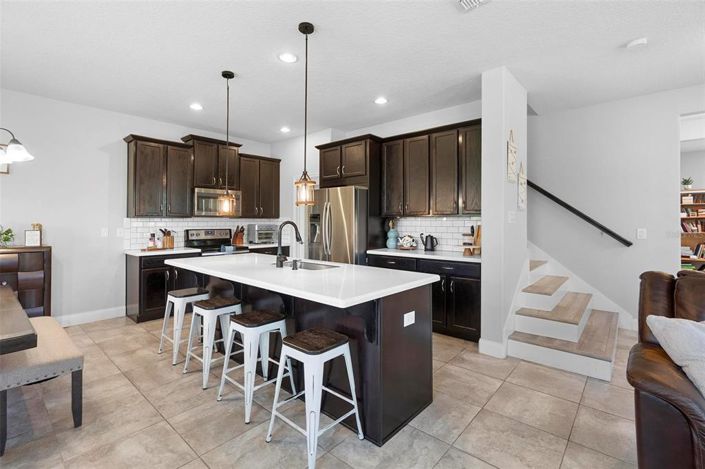 Image No.11-3 Bed Property for sale