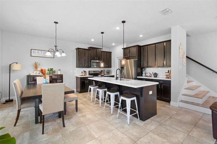 Image No.12-3 Bed Property for sale