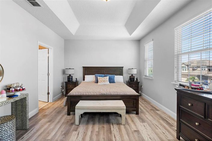 Image No.27-3 Bed Property for sale