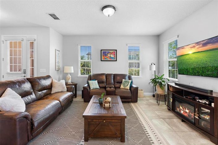 Image No.5-3 Bed Property for sale