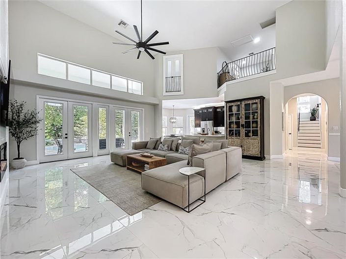 Image No.20-5 Bed Property for sale