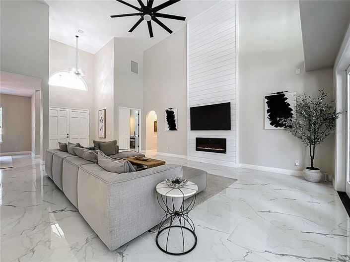 Image No.23-5 Bed Property for sale