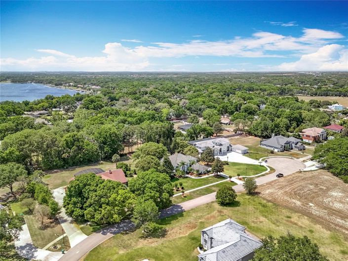 Image No.3-5 Bed Property for sale