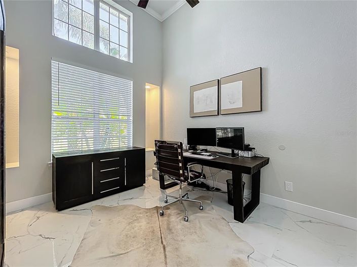 Image No.33-5 Bed Property for sale