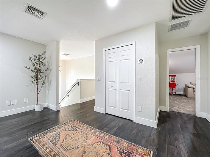 Image No.36-5 Bed Property for sale