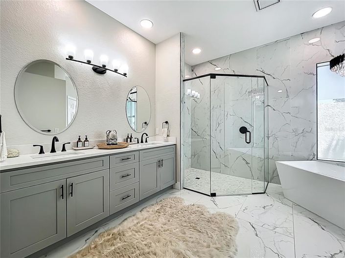 Image No.57-5 Bed Property for sale