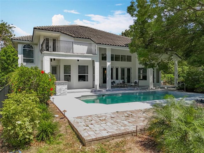 Image No.73-5 Bed Property for sale