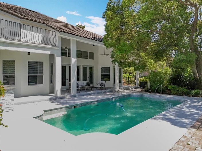 Image No.74-5 Bed Property for sale