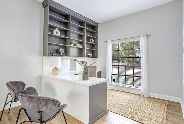 Image No.30-5 Bed Property for sale