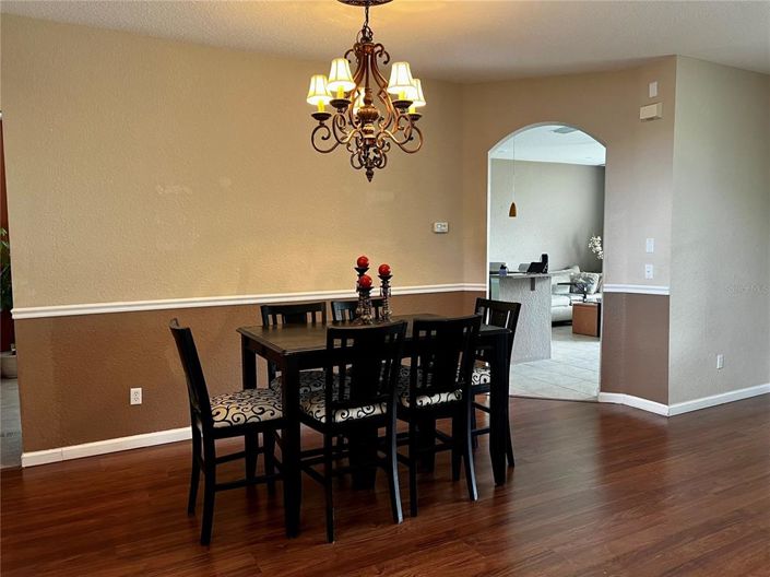 Image No.10-3 Bed Property for sale