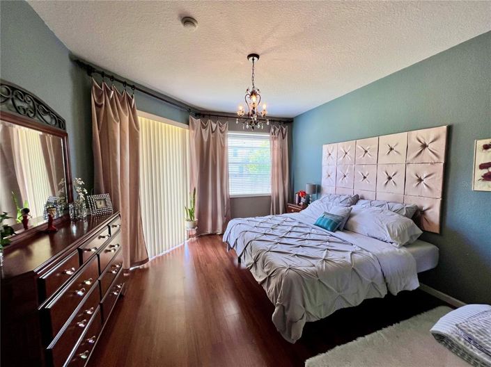 Image No.23-3 Bed Property for sale