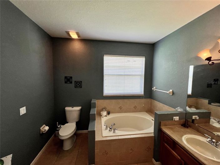 Image No.25-3 Bed Property for sale