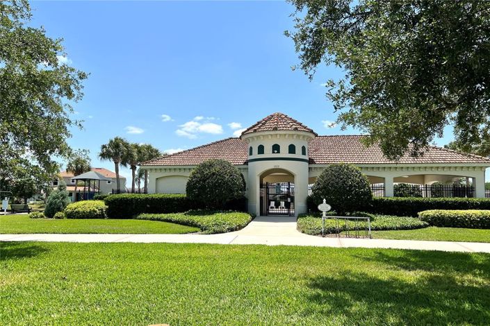 Image No.40-3 Bed Property for sale