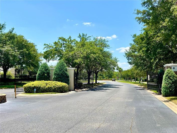 Image No.43-3 Bed Property for sale