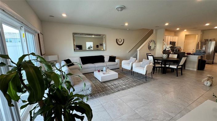 Image No.6-3 Bed Townhouse for sale