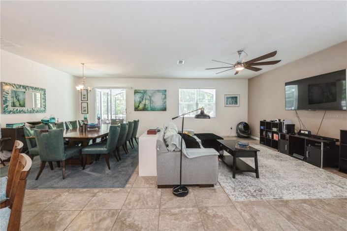 Image No.12-4 Bed Property for sale