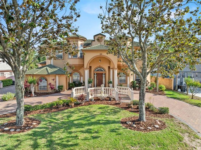 Image No.1-Propriété de 5 chambres à vendre à Orlando