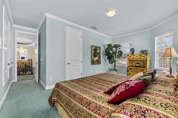 Image No.57-5 Bed Property for sale